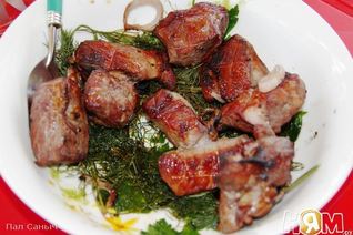 Шашлык, маринованный в вине