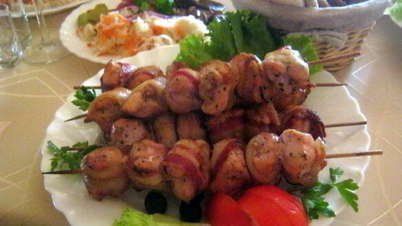 ШАГ 4. сувлаки-шашлычки по-гречески