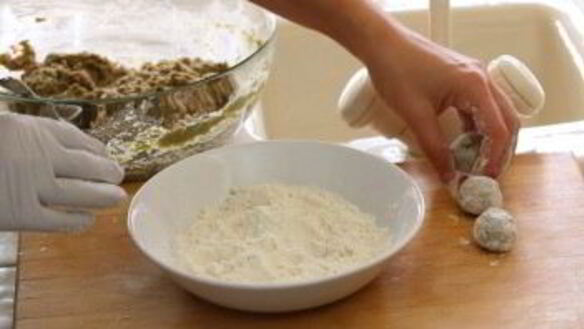 ШАГ 6. говяжьи тефтели с брокколи