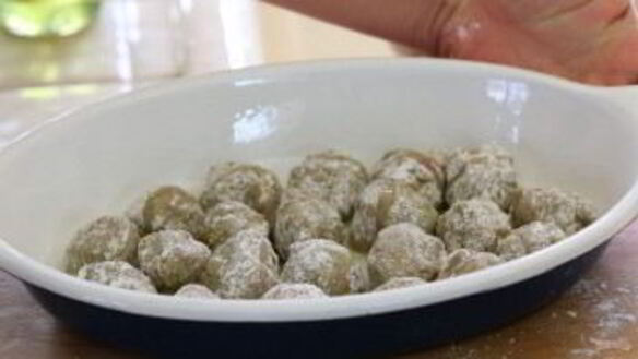 ШАГ 7. говяжьи тефтели с брокколи