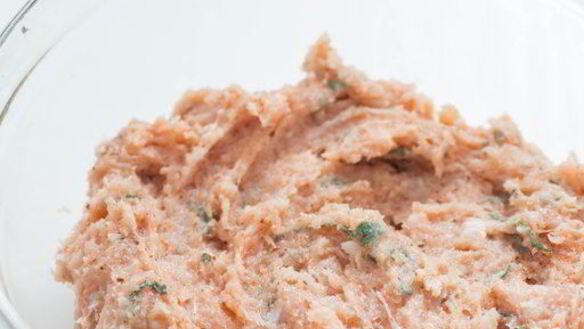 ШАГ 4. куриные тефтели с шалфеем