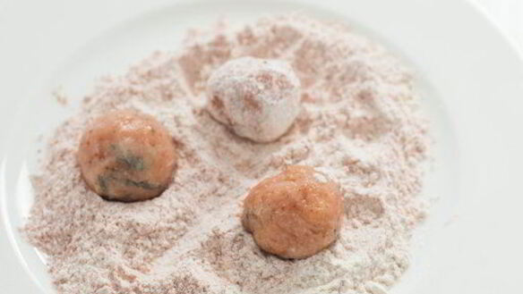 ШАГ 5. куриные тефтели с шалфеем