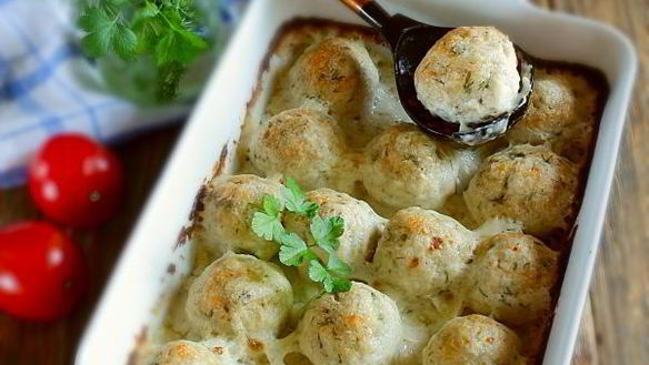 ШАГ 8. куриные тефтели в сметанном соусе