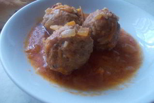 Мясные тефтели с рисом, в томатном соусе Ностальгия