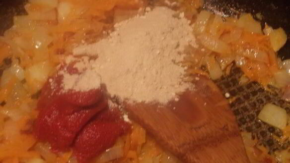 ШАГ 3. мясные тефтели с рисом, в томатном соусе ностальгия