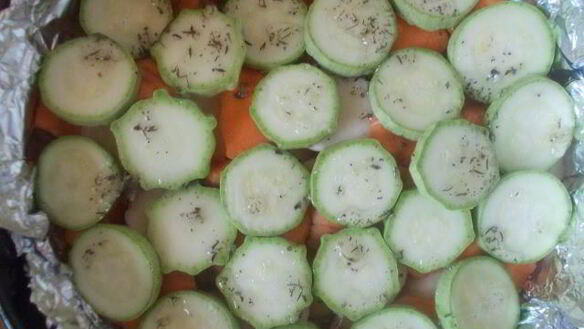 ШАГ 10. печеные овощи с мясными тефтелями