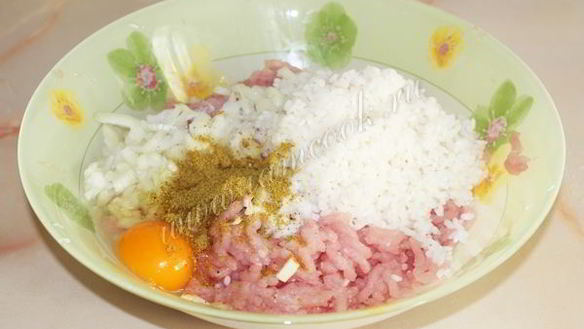 ШАГ 3. тефтели из индейки с рисом