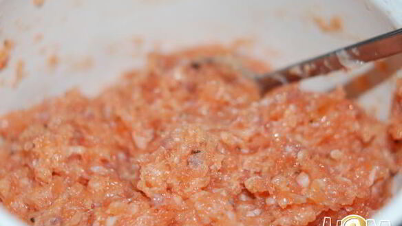 ШАГ 4. тефтели из семги в томатном соусе