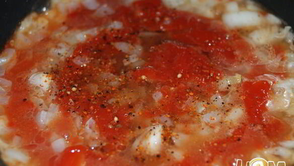 ШАГ 7. тефтели из семги в томатном соусе