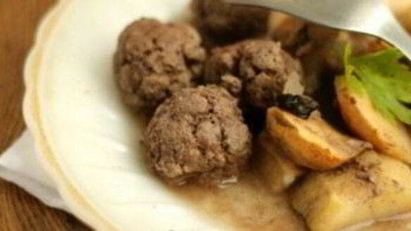 ШАГ 3. тефтели из яблок