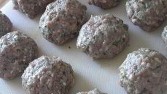 ШАГ 9. тефтели по-гречески с запеченными овощами