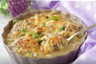 Тефтели под грибным соусом