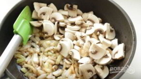 ШАГ 4. тефтели под грибным соусом