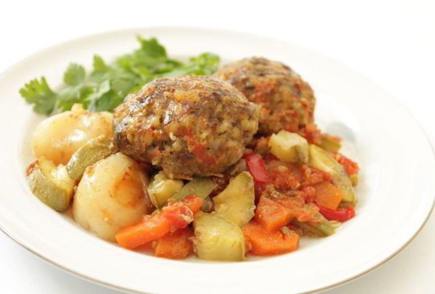 Тефтели с булгуром и кабачком