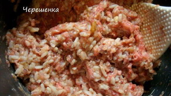 ШАГ 3. тефтели с грибами, запеченные в духовке в томатно-сметанном соусе