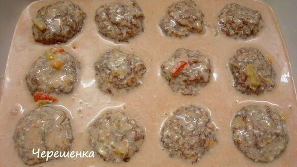 ШАГ 8. тефтели с грибами, запеченные в духовке в томатно-сметанном соусе