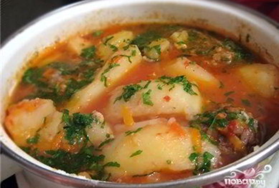 Тефтели с картошкой