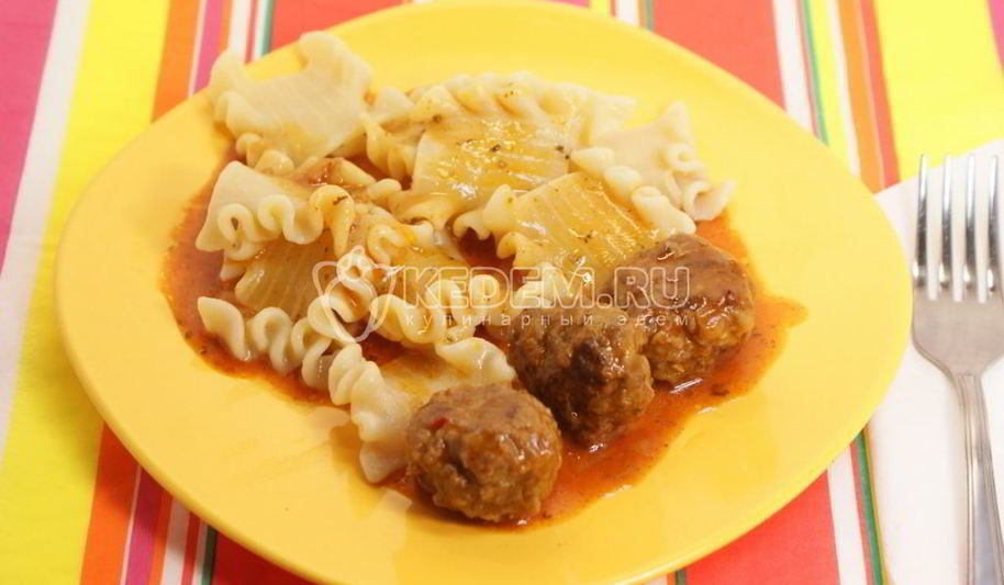 Рецепт тефтели с лапшой в томатном соусе