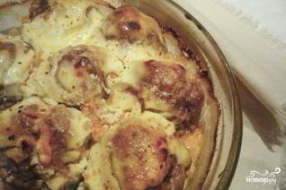 Тефтели с подливкой из сметаны