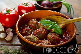 Тефтели с рисом и подливкой