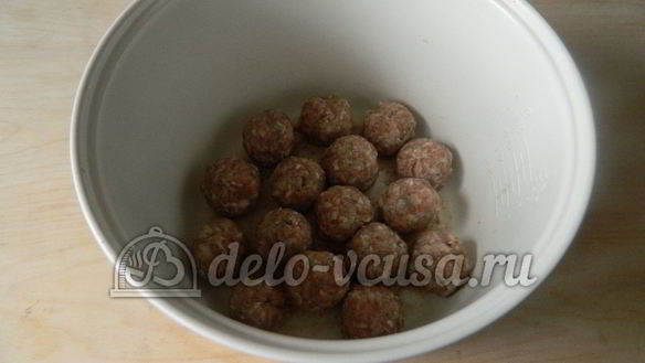 ШАГ 6. тефтели с рисом в мультиварке