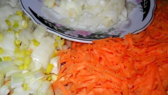 ШАГ 2. тефтели с тыквой в томатном соусе