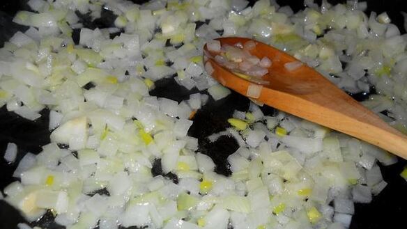 ШАГ 3. тефтели с тыквой в томатном соусе