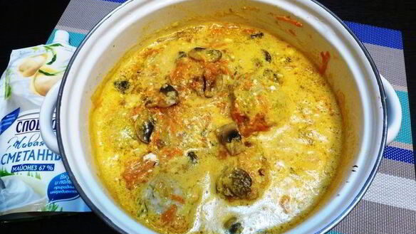 ШАГ 6. тефтели слободские в грибной подливе