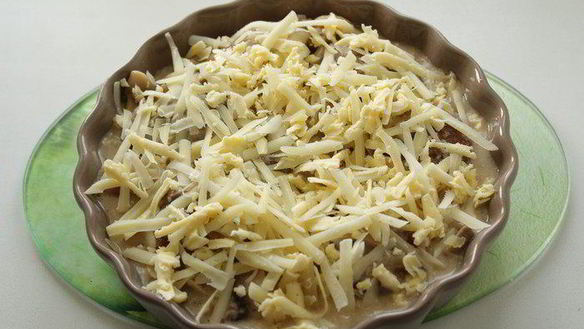 ШАГ 7. тефтели в грибном соусе под сыром