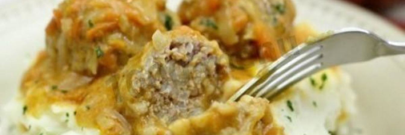 Тефтели в сливочном соусе в духовке