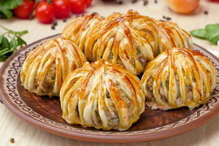 Тефтели в слоеном тесте