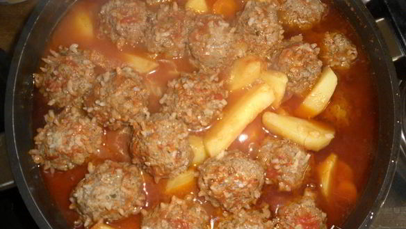 ШАГ 6. тефтели в соусе