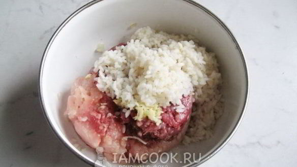 ШАГ 3. тефтели в сырном соусе