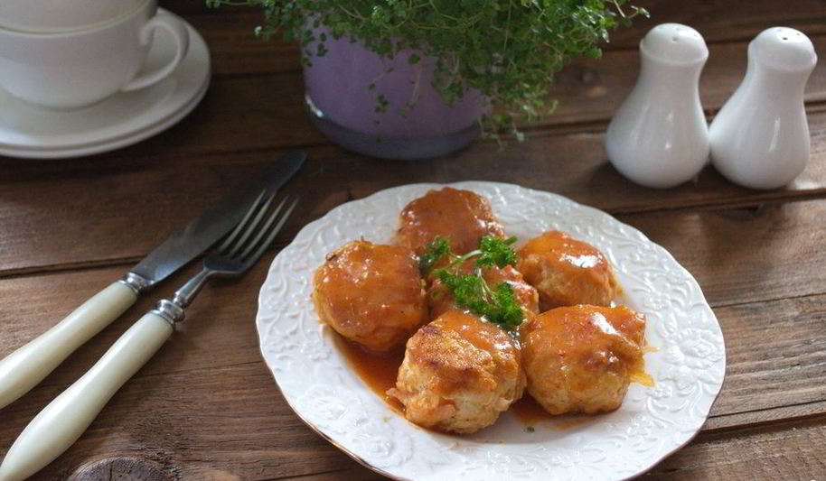 Рецепт тефтели в томатном соусе со сметаной