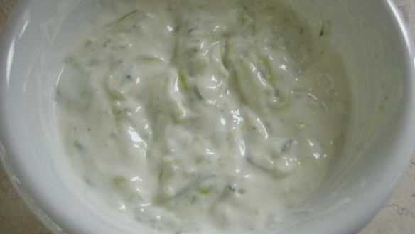 ШАГ 5. тефтельки по-гречески с дзадзыки