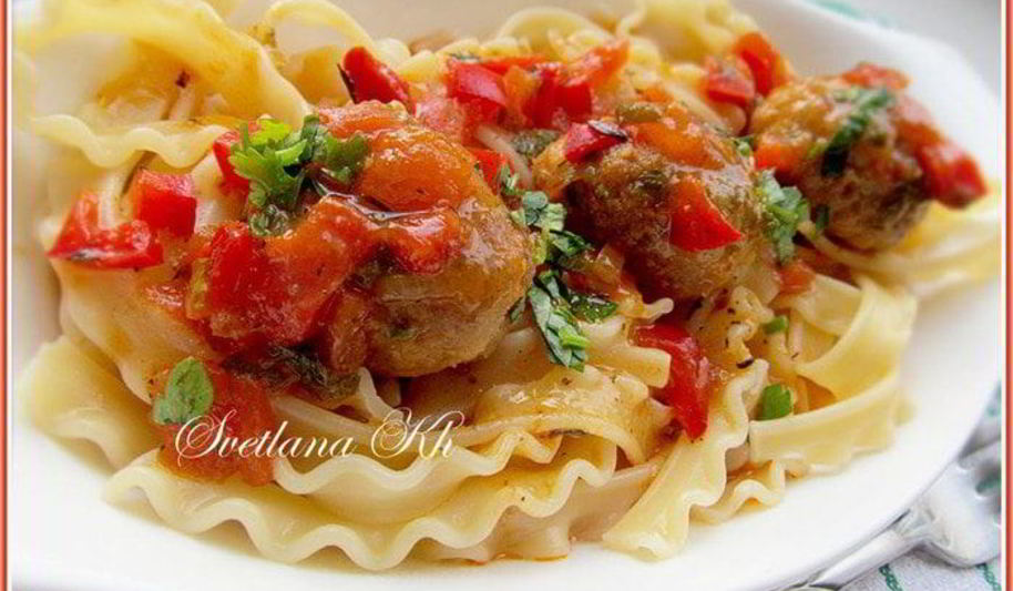 Рецепт тефтельки с пастой мафальдине в пикантном соусе