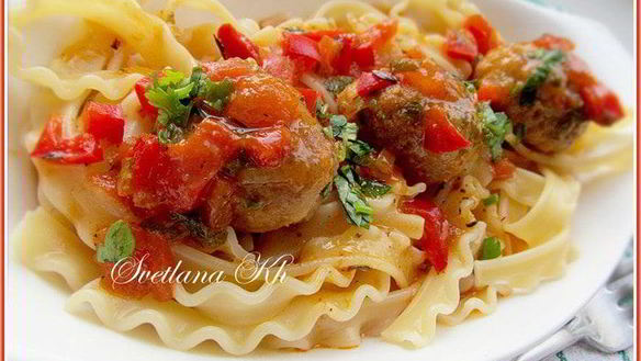 ШАГ 7. тефтельки с пастой мафальдине в пикантном соусе