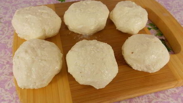 ШАГ 4. творожные клецки с шоколадом