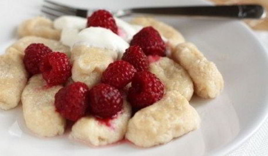 Рецепт ленивые вареники с малиной