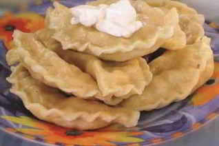 Вареники из гречневой муки с творогом по-украински