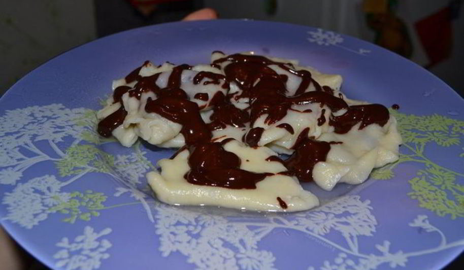 Рецепт вареники с черникой и шоколадом