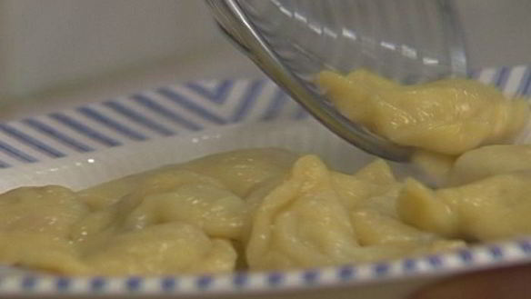 ШАГ 10. вареники с картофелем, беконом и укропом