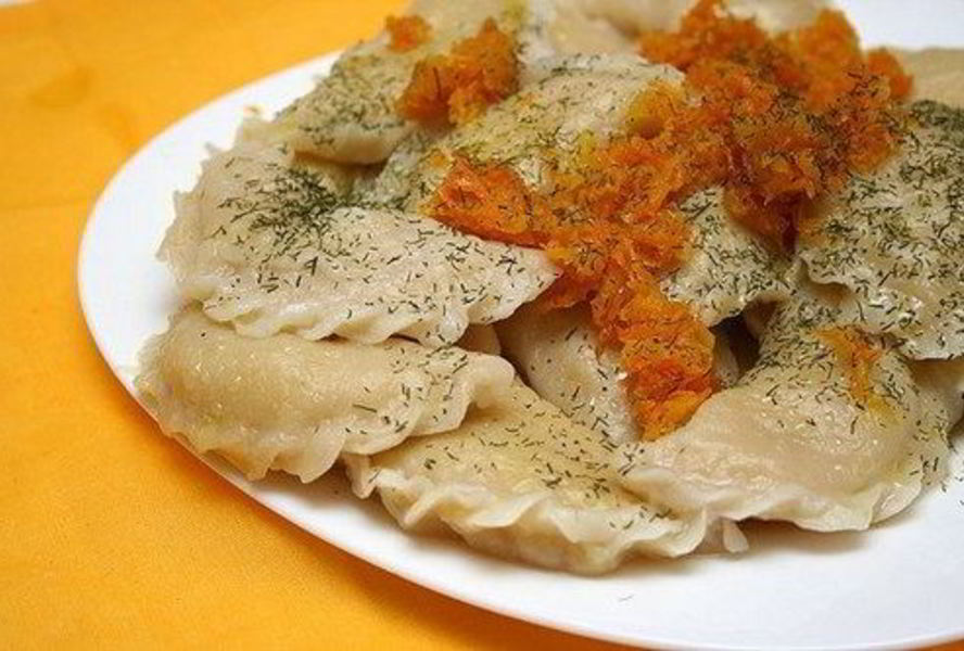 Вареники с картофелем, морковью и луком