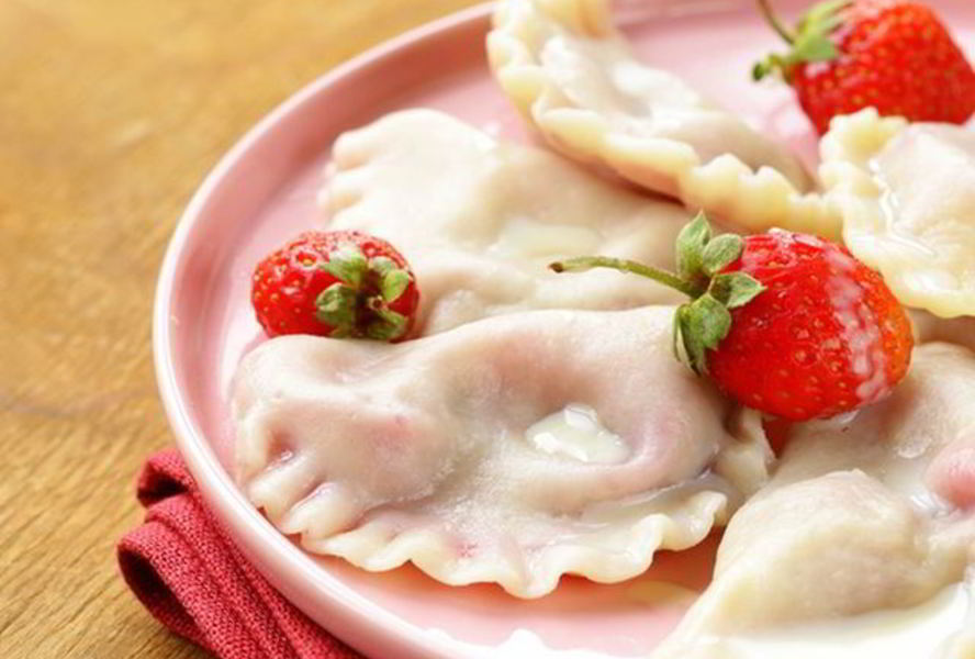 Вареники с клубникой