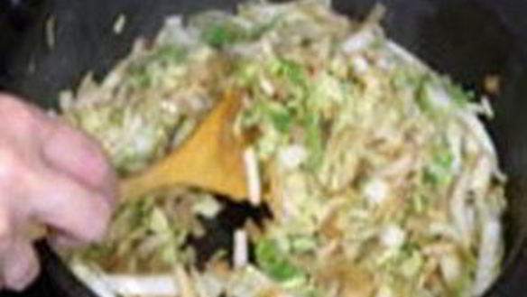 ШАГ 2. вареники с курицей и капустой