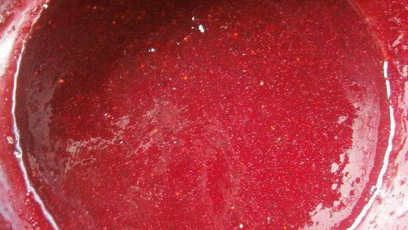 ШАГ 4. вареники с вишней и ягодным соусом