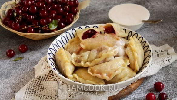 ШАГ 13. вареники с вишней на кефире с содой