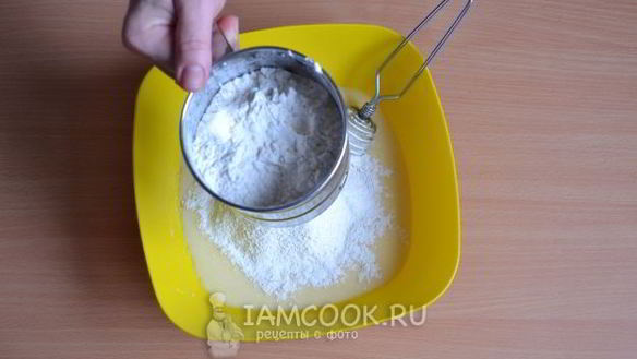 ШАГ 7. вареники с вишней на пару