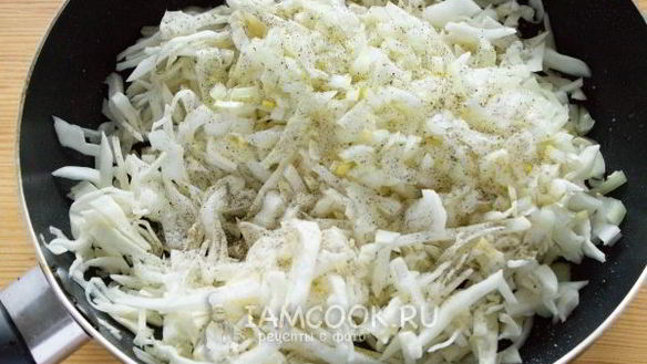 ШАГ 7. золотистые вареники с капустой