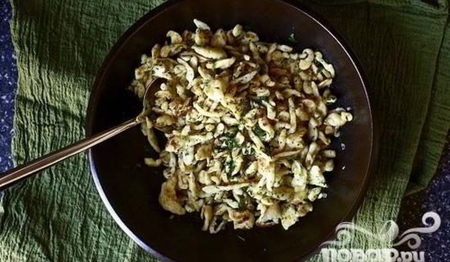 Рецепт яичная лапша с луком и зеленью